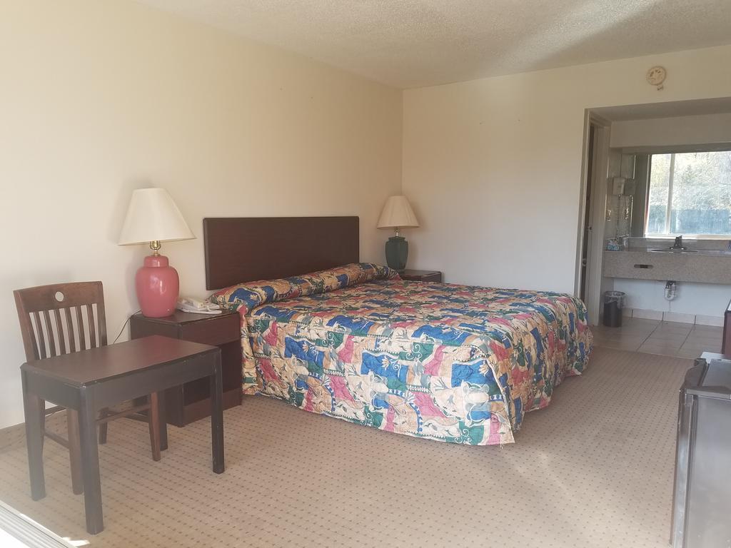 American Inn Skippers/Emporia Area المظهر الخارجي الصورة